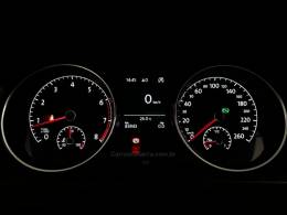 VOLKSWAGEN - GOLF - 2015/2016 - Preta - R$ 91.900,00