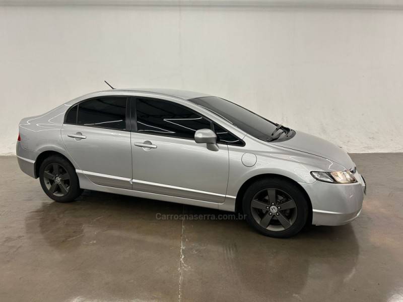 HONDA - CIVIC - 2008/2008 - Prata - R$ 49.900,00