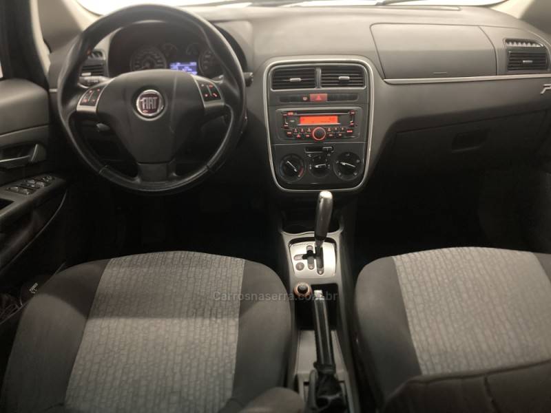 FIAT - PUNTO - 2011/2012 - Preta - R$ 33.900,00