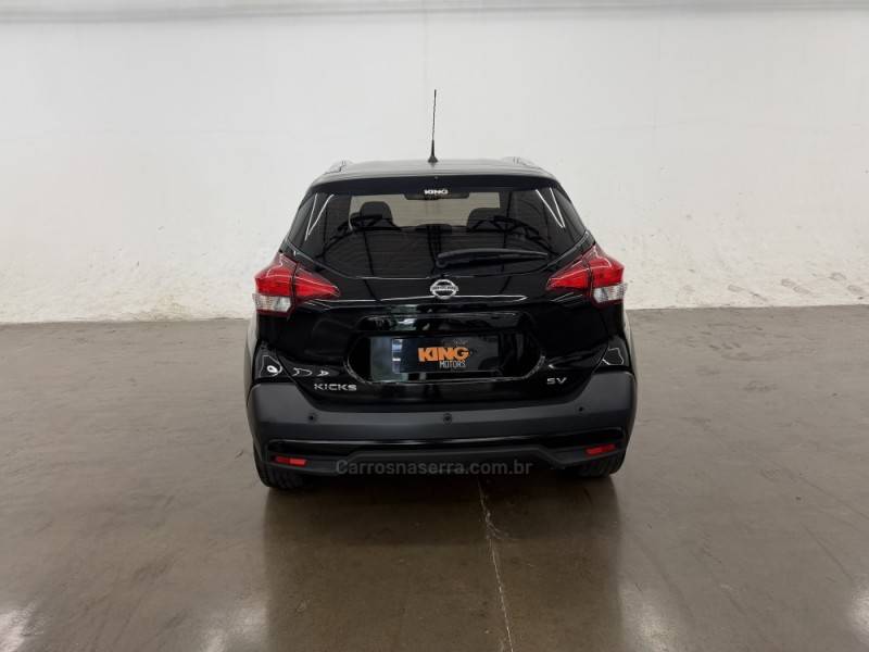 NISSAN - KICKS - 2020/2021 - Preta - R$ 89.900,00