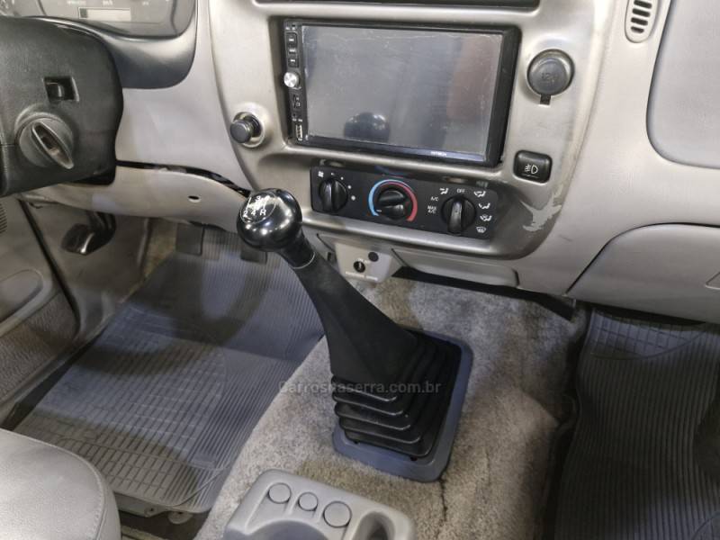 FORD - RANGER - 1996/1996 - Verde - R$ 84.900,00
