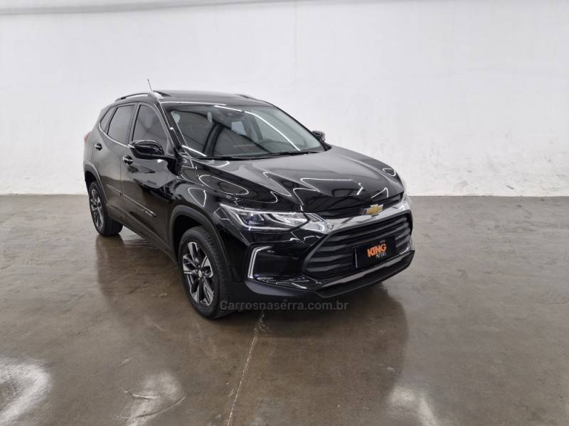 CHEVROLET - TRACKER - 2022/2023 - Preta - R$ 119.900,00
