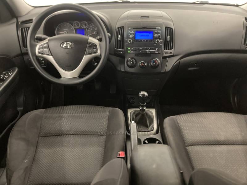 HYUNDAI - I30 - 2009/2010 - Preta - R$ 38.900,00