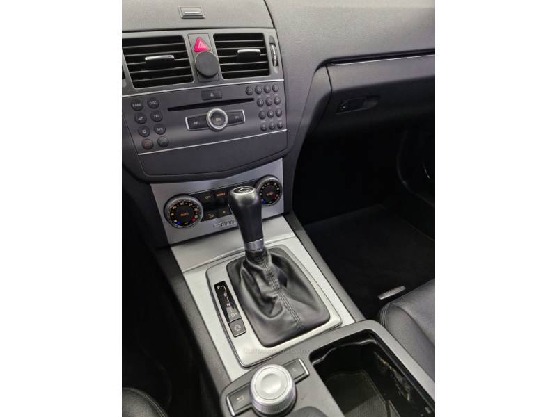 MERCEDES-BENZ - C 200 - 2011/2011 - Cinza - R$ 69.900,00