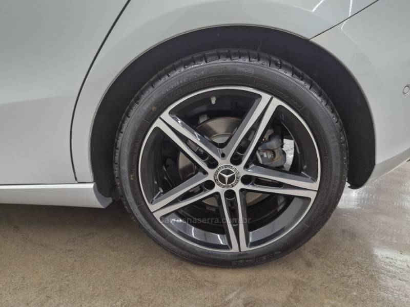 MERCEDES-BENZ - A 250 - 2019/2020 - Prata - R$ 195.900,00