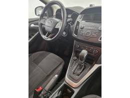 FORD - FOCUS - 2018/2018 - Branca - R$ 66.900,00
