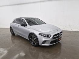 MERCEDES-BENZ - A 250 - 2019/2020 - Prata - R$ 195.900,00