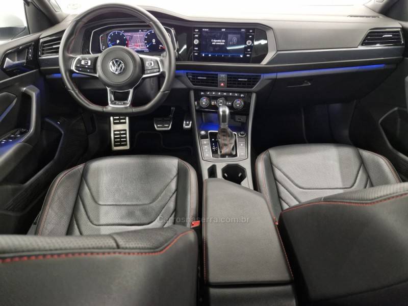 VOLKSWAGEN - JETTA - 2019/2019 - Branca - R$ 159.900,00