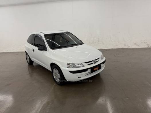 CHEVROLET - CELTA - 2003/2004 - Branca - R$ 16.900,00
