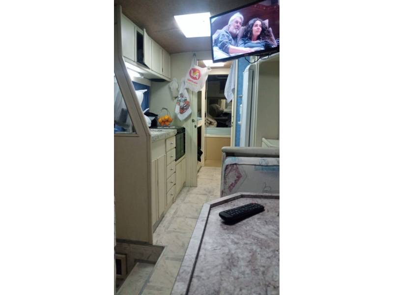 OUTRAS - MOTOR HOME - 1989/1990 - Prata - R$ 259.900,00