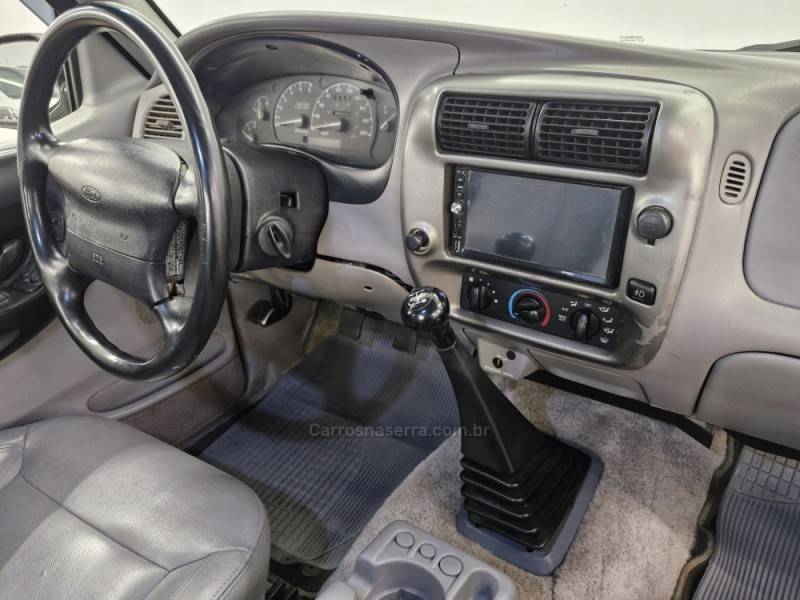 FORD - RANGER - 1996/1996 - Verde - R$ 84.900,00