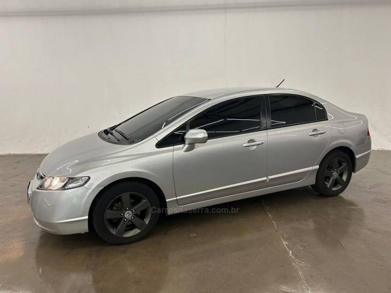 HONDA - CIVIC - 2008/2008 - Prata - R$ 49.900,00