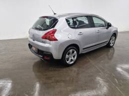 PEUGEOT - 3008 - 2011/2012 - Prata - R$ 43.900,00