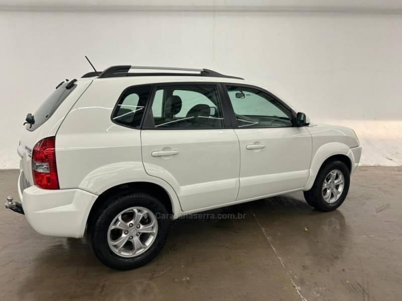 HYUNDAI - TUCSON - 2014/2015 - Branca - R$ 59.900,00