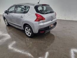 PEUGEOT - 3008 - 2011/2012 - Prata - R$ 43.900,00