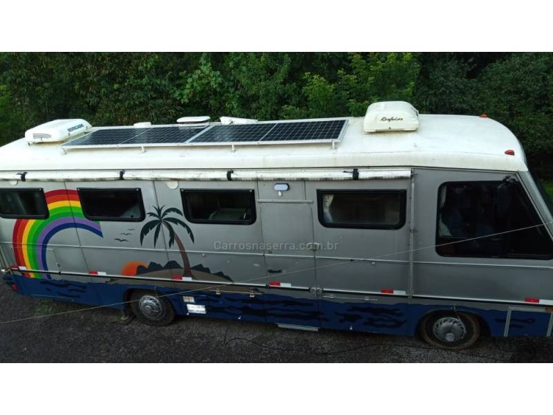 OUTRAS - MOTOR HOME - 1989/1990 - Prata - R$ 259.900,00