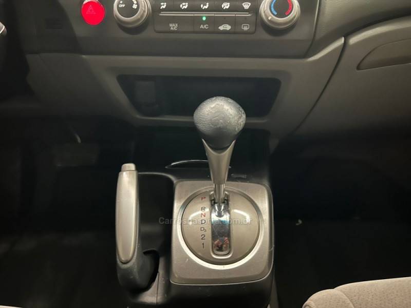 HONDA - CIVIC - 2008/2008 - Prata - R$ 49.900,00