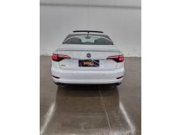 VOLKSWAGEN - JETTA - 2019/2019 - Branca - R$ 159.900,00