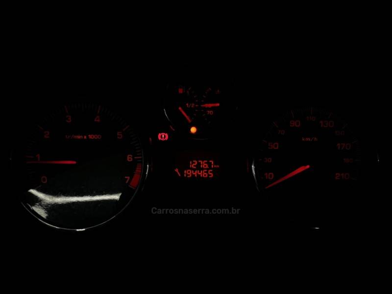 PEUGEOT - 207 - 2009/2010 - Preta - R$ 24.900,00