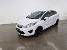 FORD - FOCUS - 2012/2013 - Branca - R$ 39.900,00