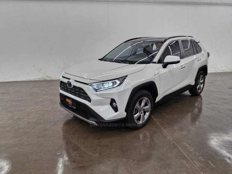 TOYOTA - RAV4 - 2021/2021 - Branca - R$ 189.900,00