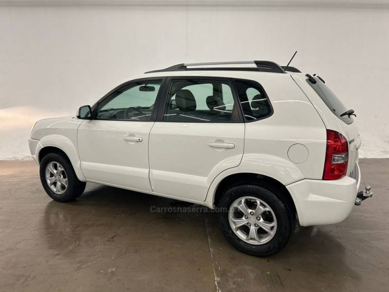 HYUNDAI - TUCSON - 2014/2015 - Branca - R$ 59.900,00