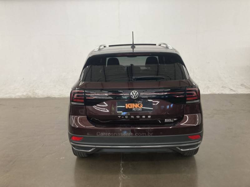 VOLKSWAGEN - T-CROSS - 2019/2019 - Vinho - R$ 106.900,00