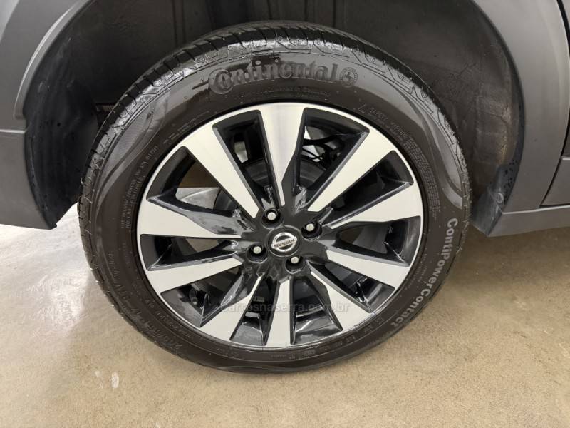 NISSAN - KICKS - 2020/2021 - Preta - R$ 89.900,00