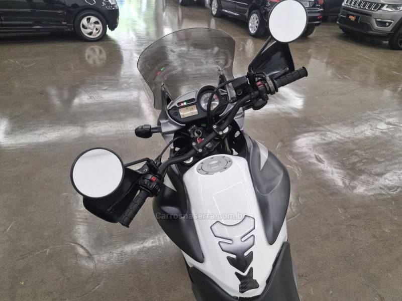 HONDA - XL 700V - 2014/2014 - Branca - R$ 33.900,00