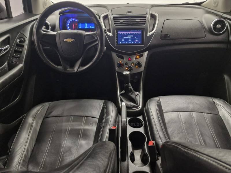CHEVROLET - TRACKER - 2013/2014 - Cinza - R$ 61.900,00