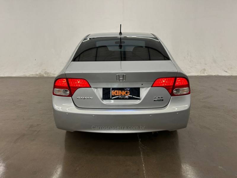 HONDA - CIVIC - 2008/2008 - Prata - R$ 49.900,00