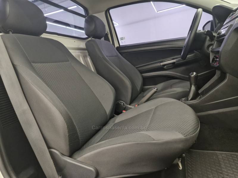 VOLKSWAGEN - SAVEIRO - 2019/2020 - Branca - R$ 56.900,00