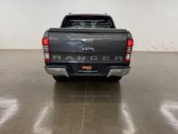 FORD - RANGER - 2016/2017 - Cinza - R$ 142.900,00