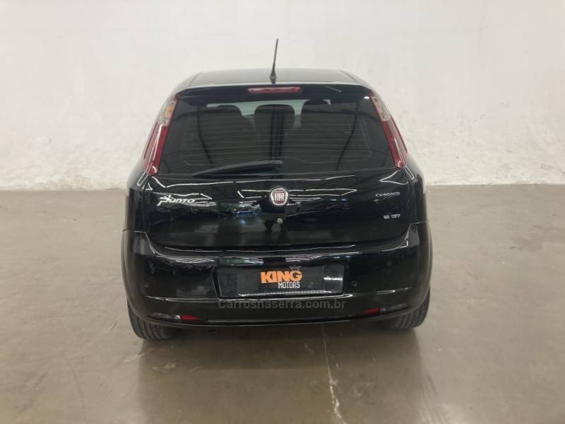 FIAT - PUNTO - 2011/2012 - Preta - R$ 33.900,00