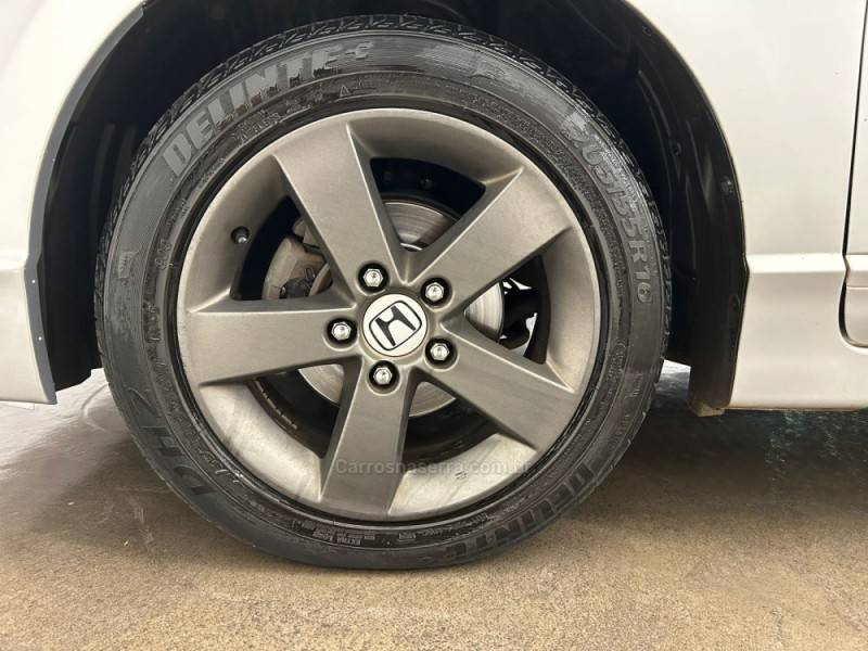 HONDA - CIVIC - 2008/2008 - Prata - R$ 49.900,00