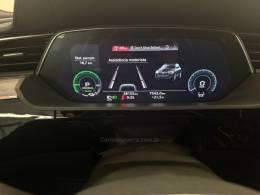 AUDI - E-TRON - 2021/2021 - Branca - R$ 375.900,00