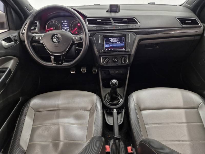 VOLKSWAGEN - SAVEIRO - 2016/2017 - Azul - R$ 72.900,00