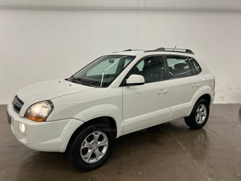 HYUNDAI - TUCSON - 2014/2015 - Branca - R$ 59.900,00