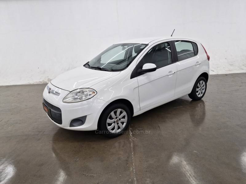 FIAT - PALIO - 2017/2017 - Branca - R$ 39.900,00
