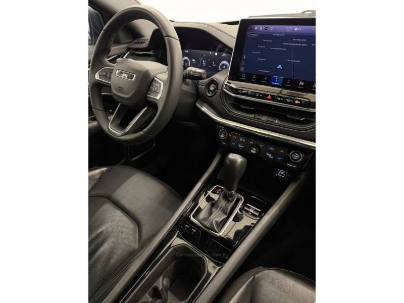 JEEP - COMPASS - 2021/2022 - Marrom - R$ 156.900,00